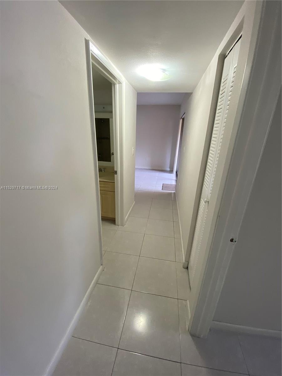 9735 Fontainebleau Blvd G102 Property Photo 17