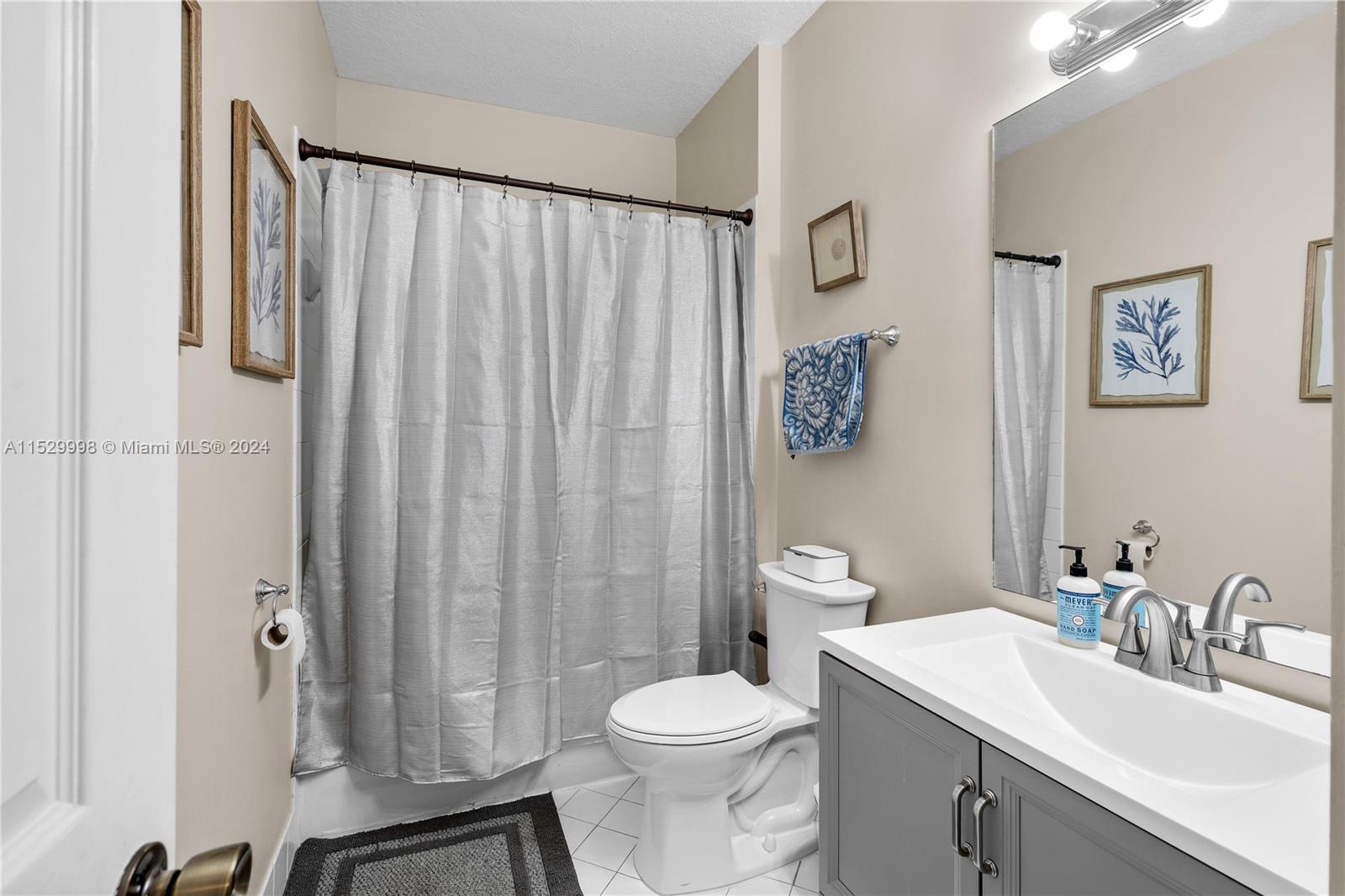 1220 Ne 32 Terrace Property Photo 20