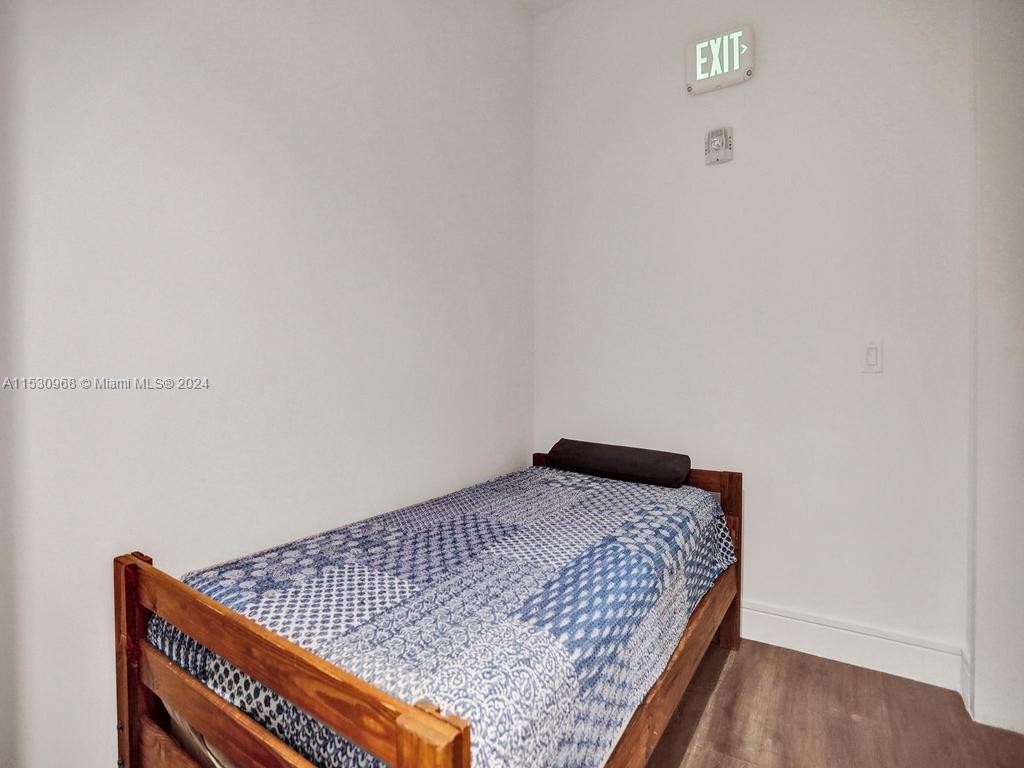 3250 Ne 188th St 207 Property Photo 54