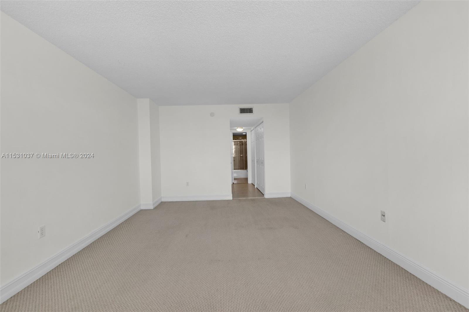 2851 Ne 183rd St 803e Property Photo 7