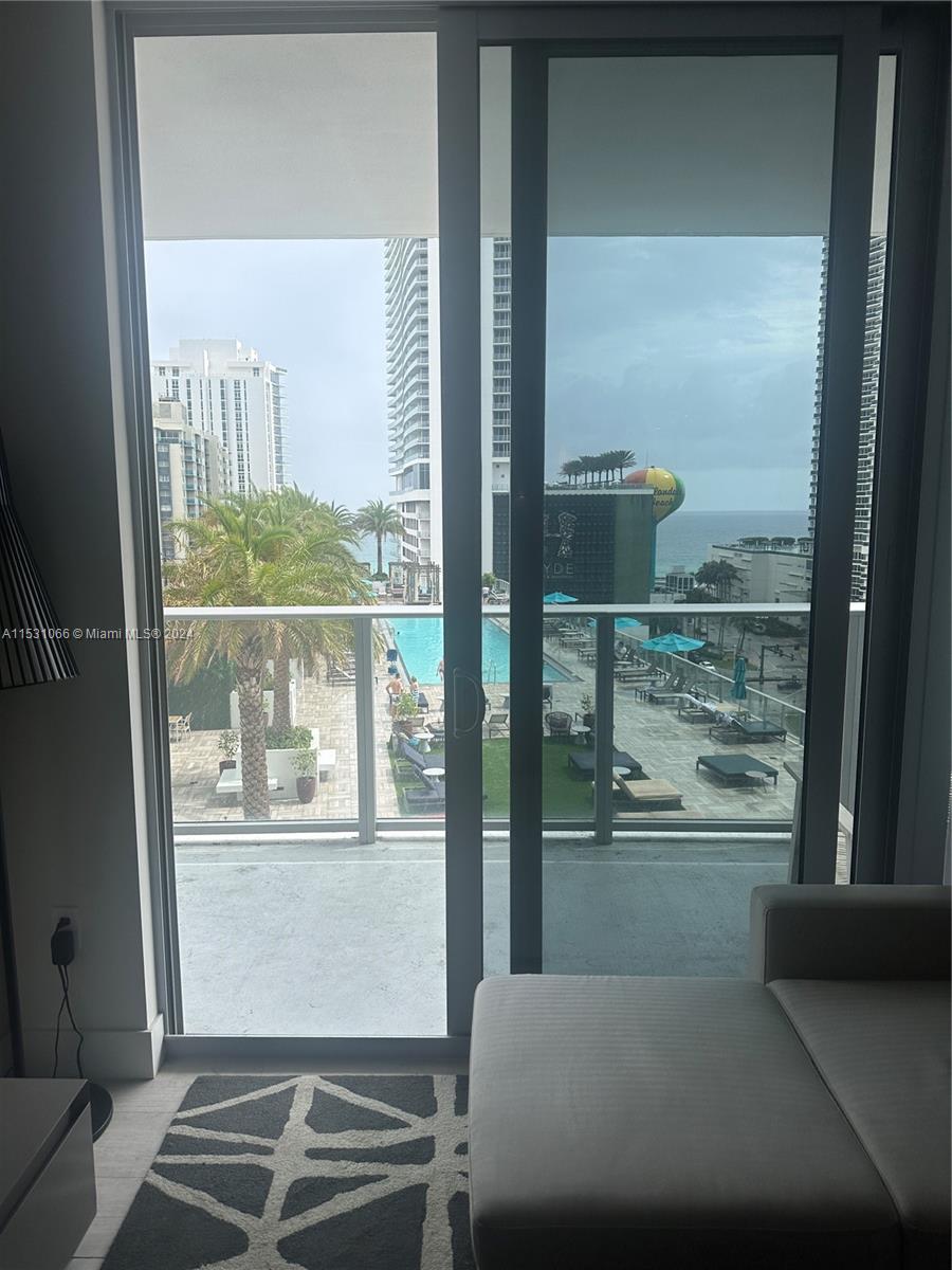 4010 S Ocean Dr R707 Property Photo 17