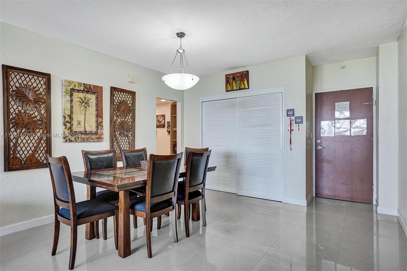 4001 S Ocean Dr 7c Property Photo 2