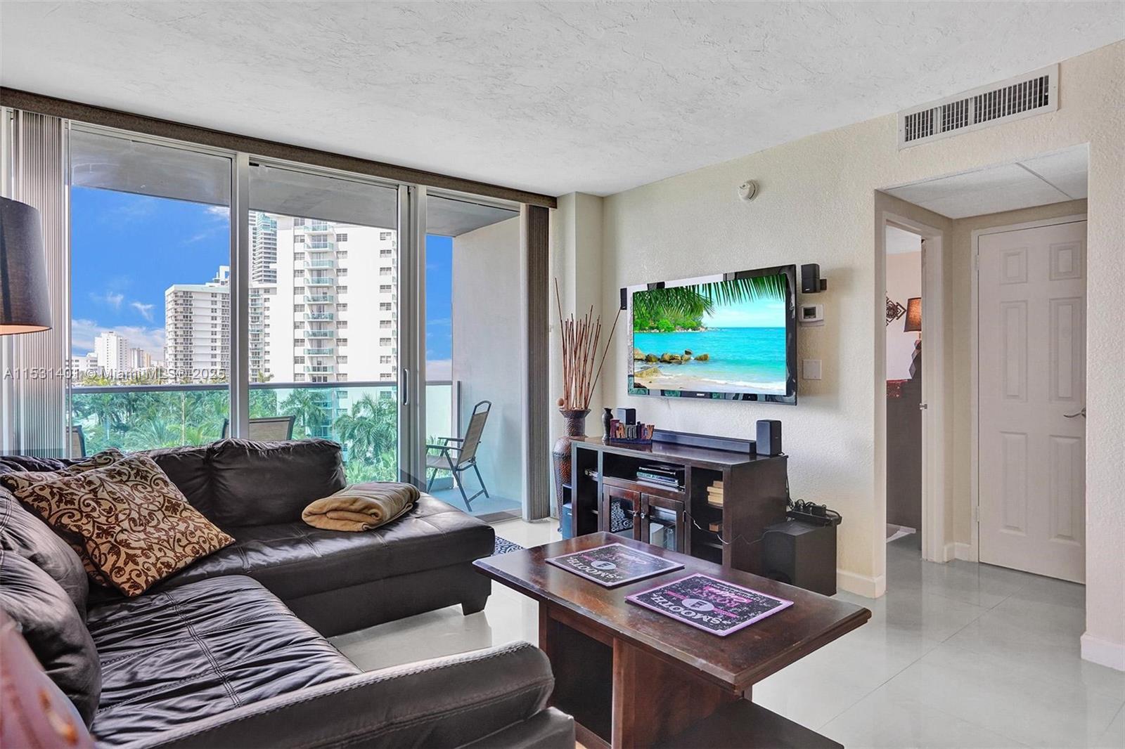 4001 S Ocean Dr 7c Property Photo 6