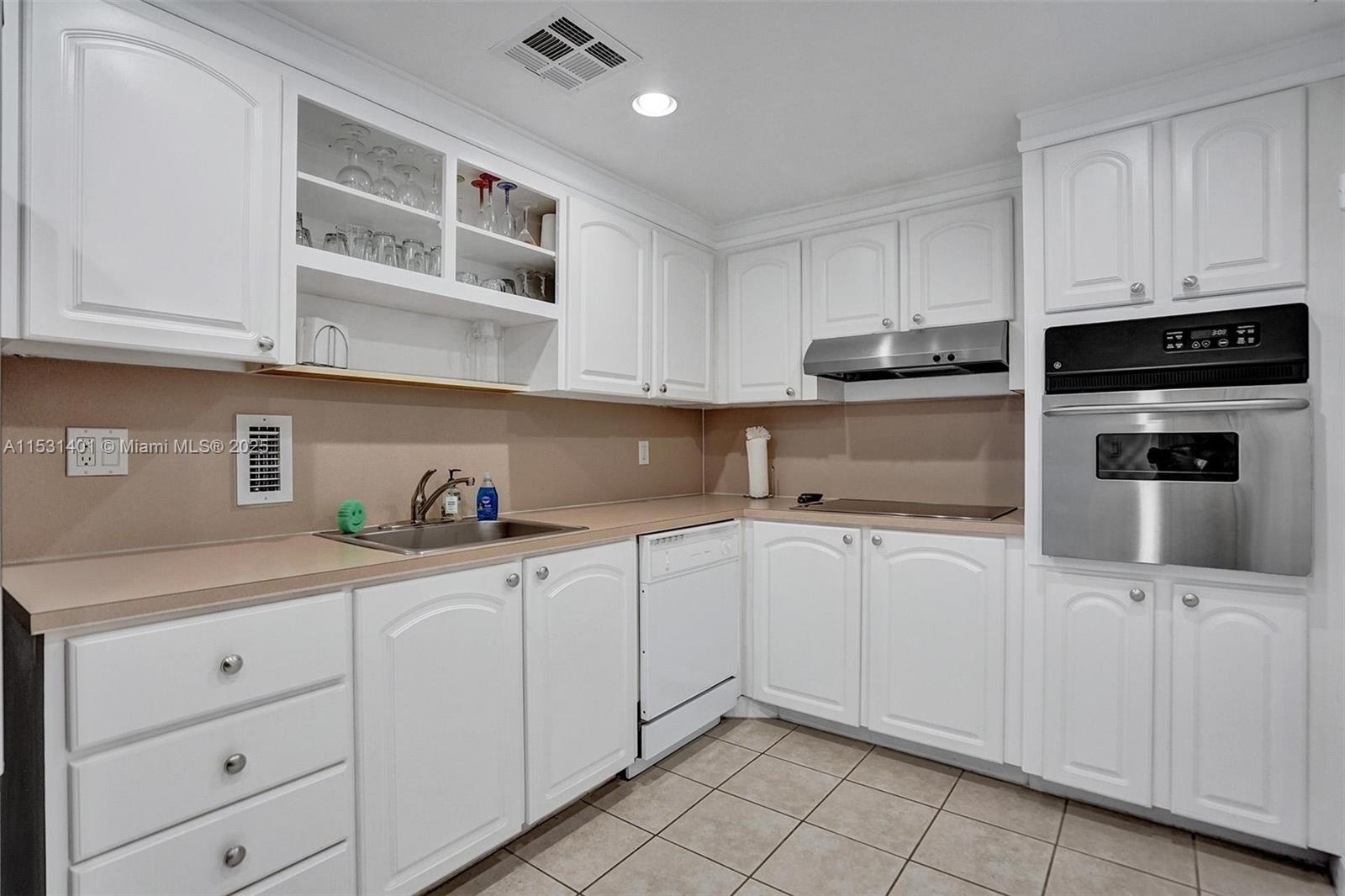 4001 S Ocean Dr 7c Property Photo 19