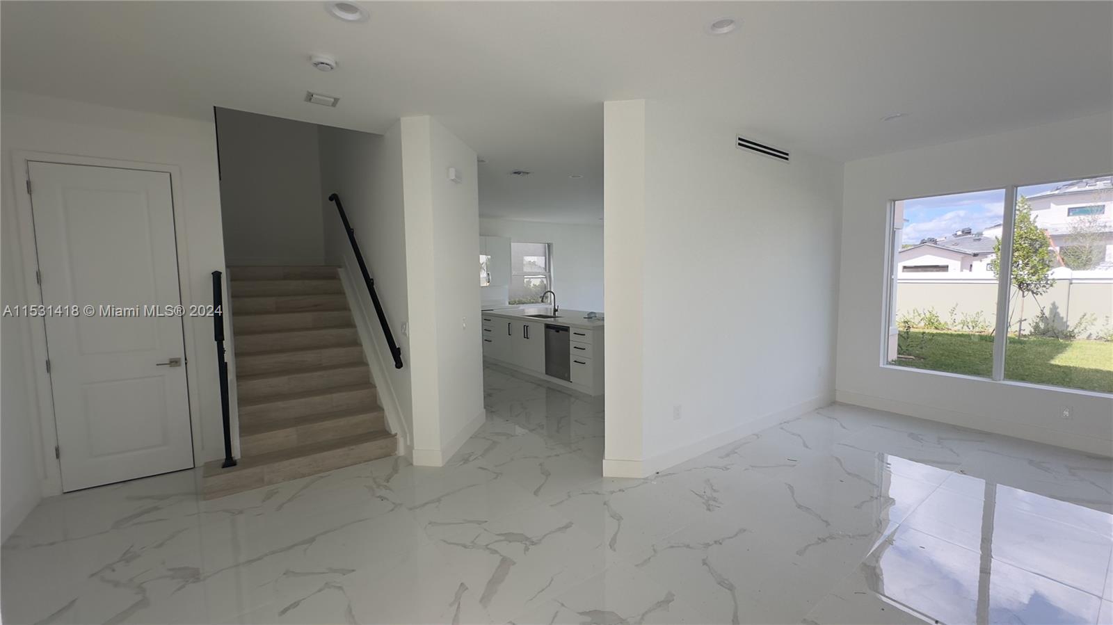 3523 Forest View Cir Property Photo 1