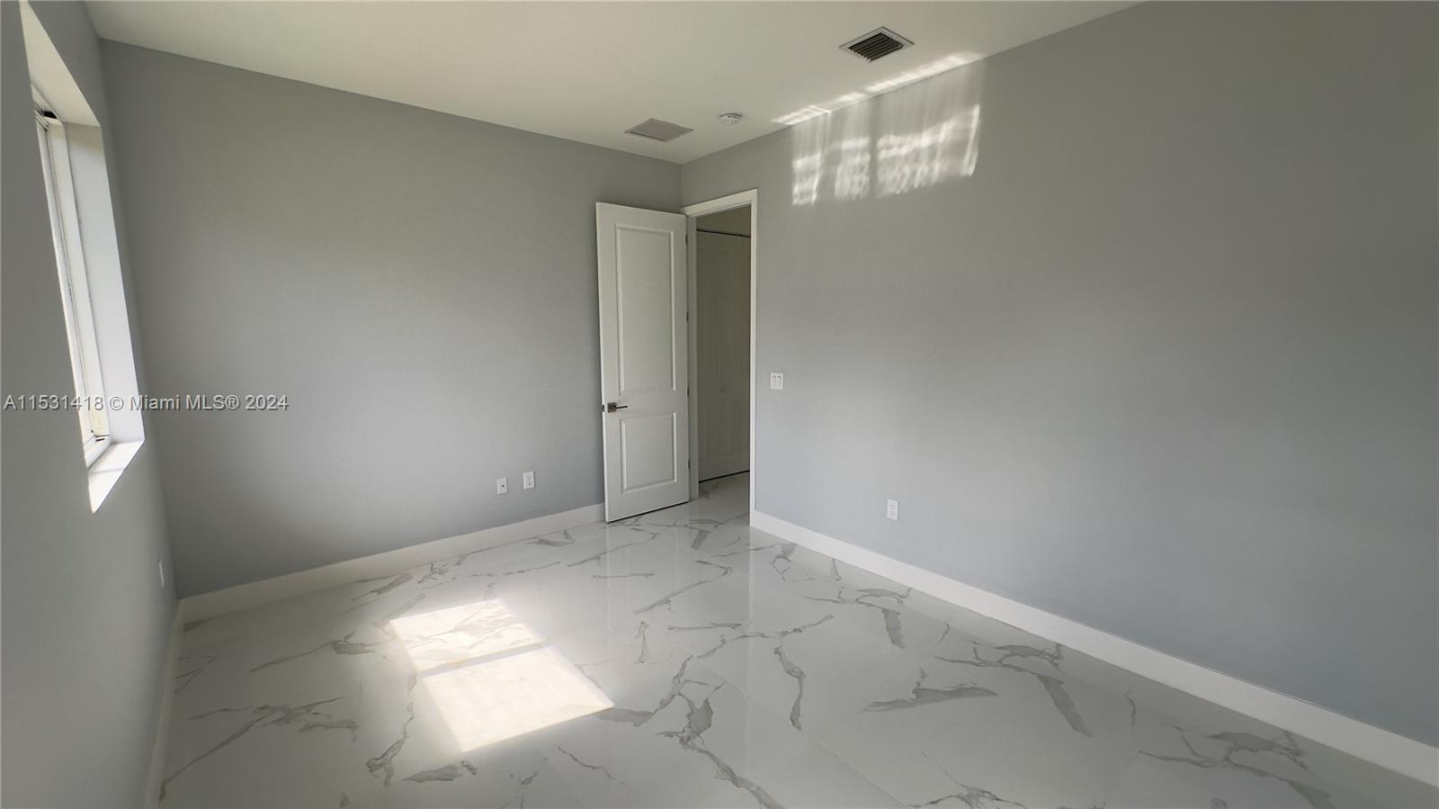 3523 Forest View Cir Property Photo 17