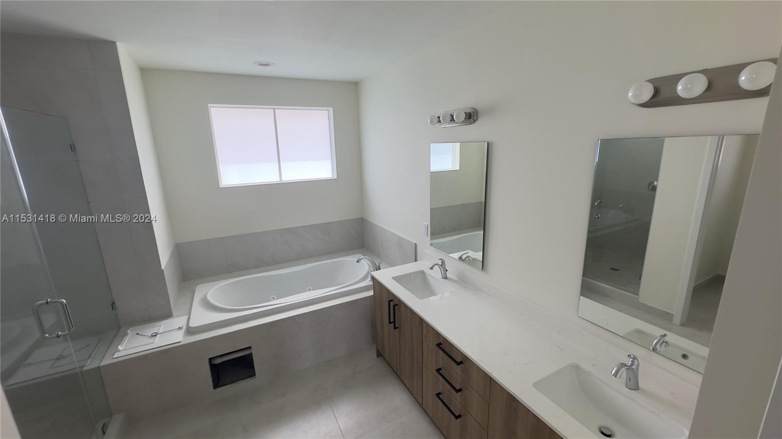 3523 Forest View Cir Property Photo 69