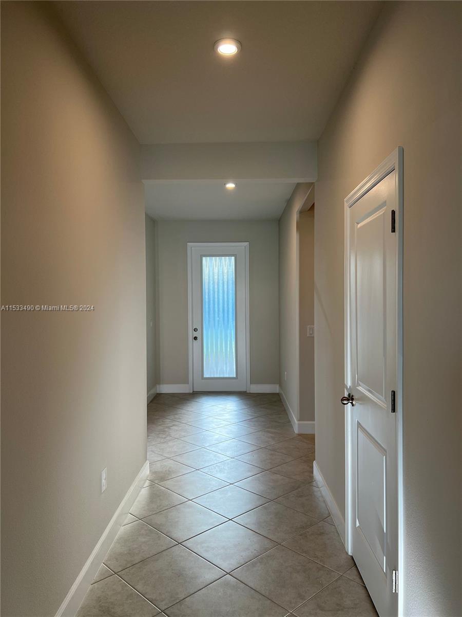 126 Eagle Harbor Way Property Photo 2