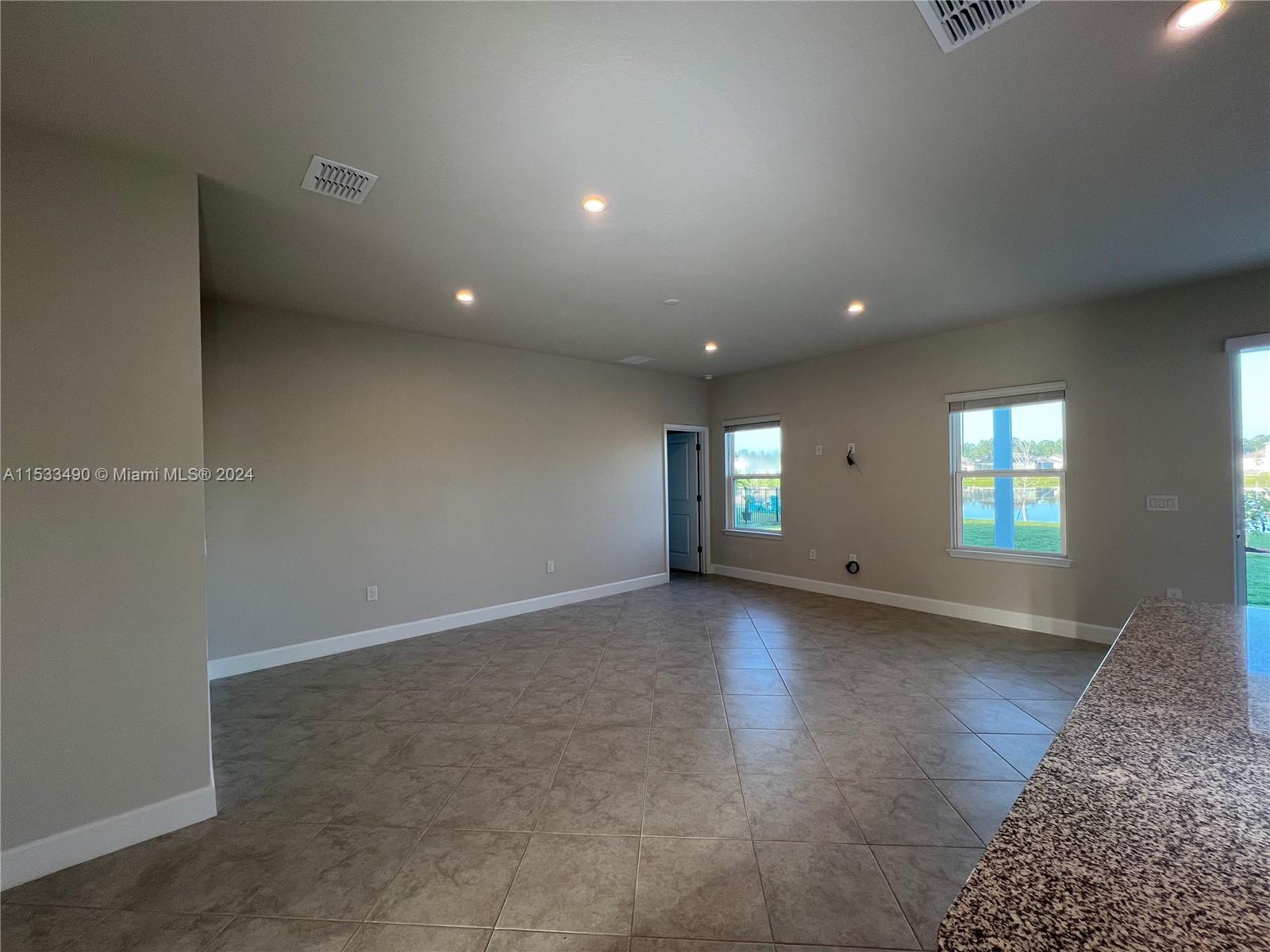 126 Eagle Harbor Way Property Photo 10