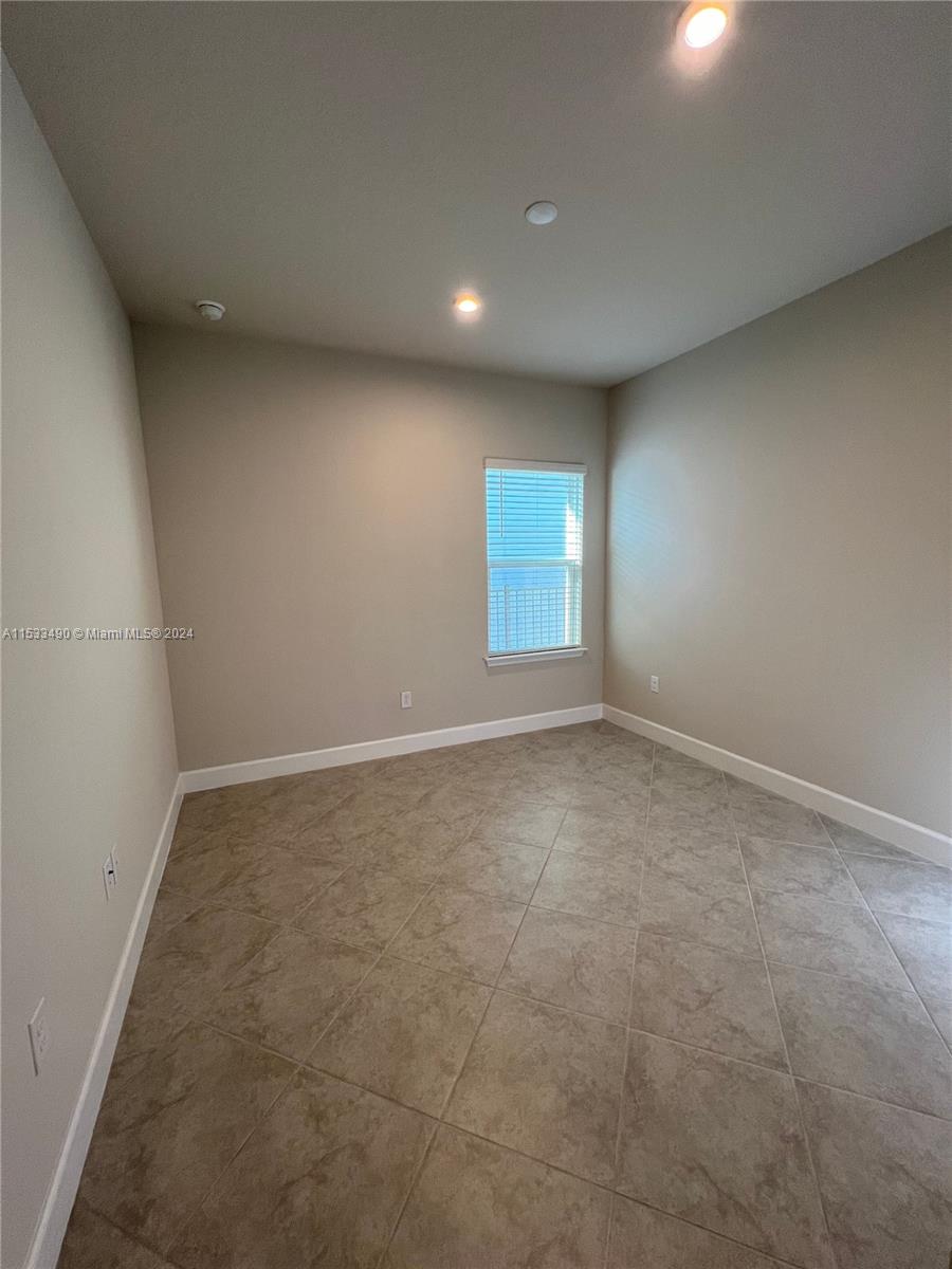126 Eagle Harbor Way Property Photo 34