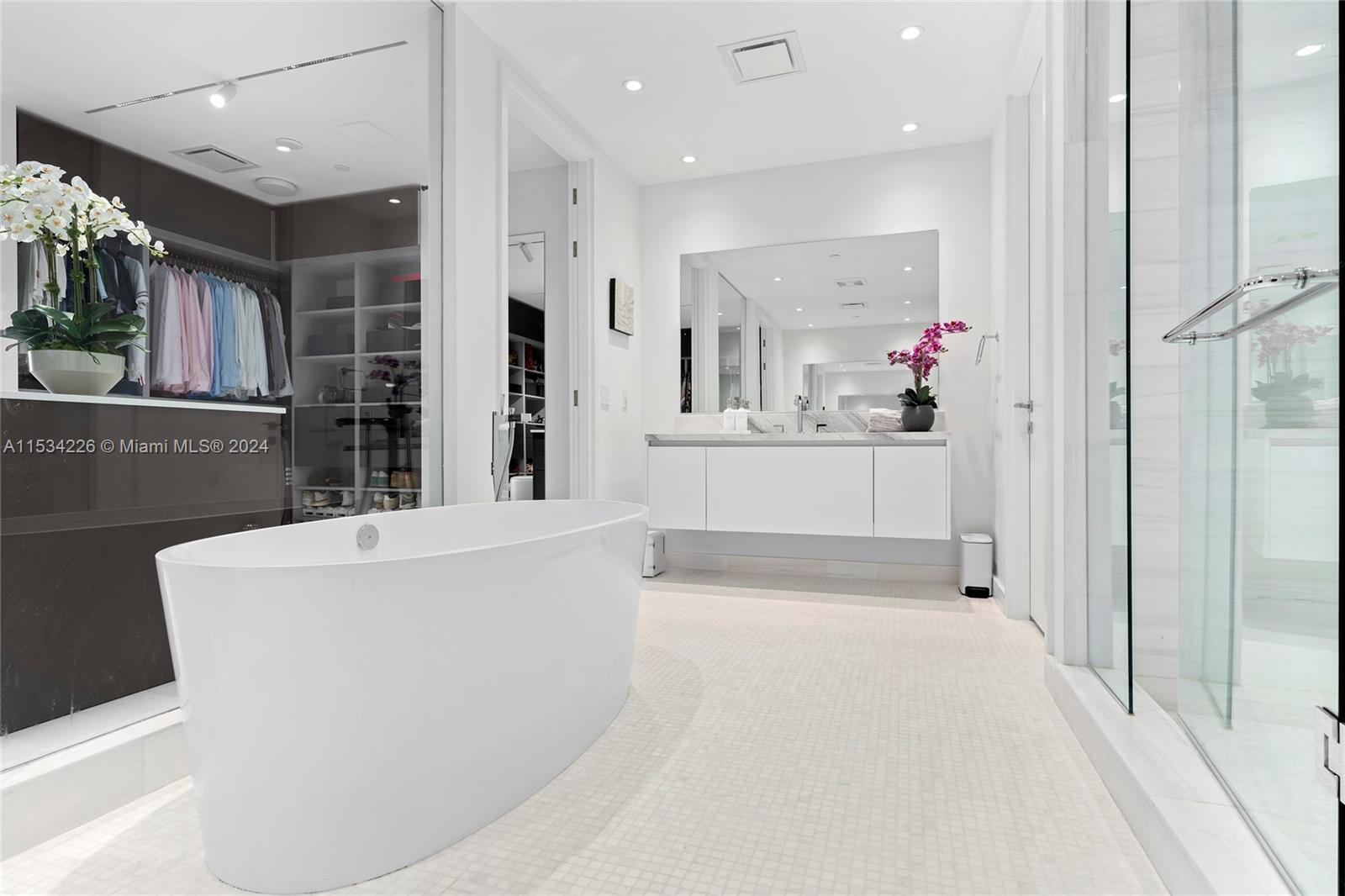 700 Ne 26 Terrace 5503 Property Photo 19