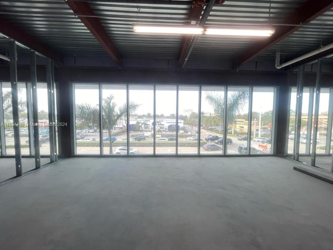 1006 E Hallandale Beach Blvd 4-206 Property Photo 4