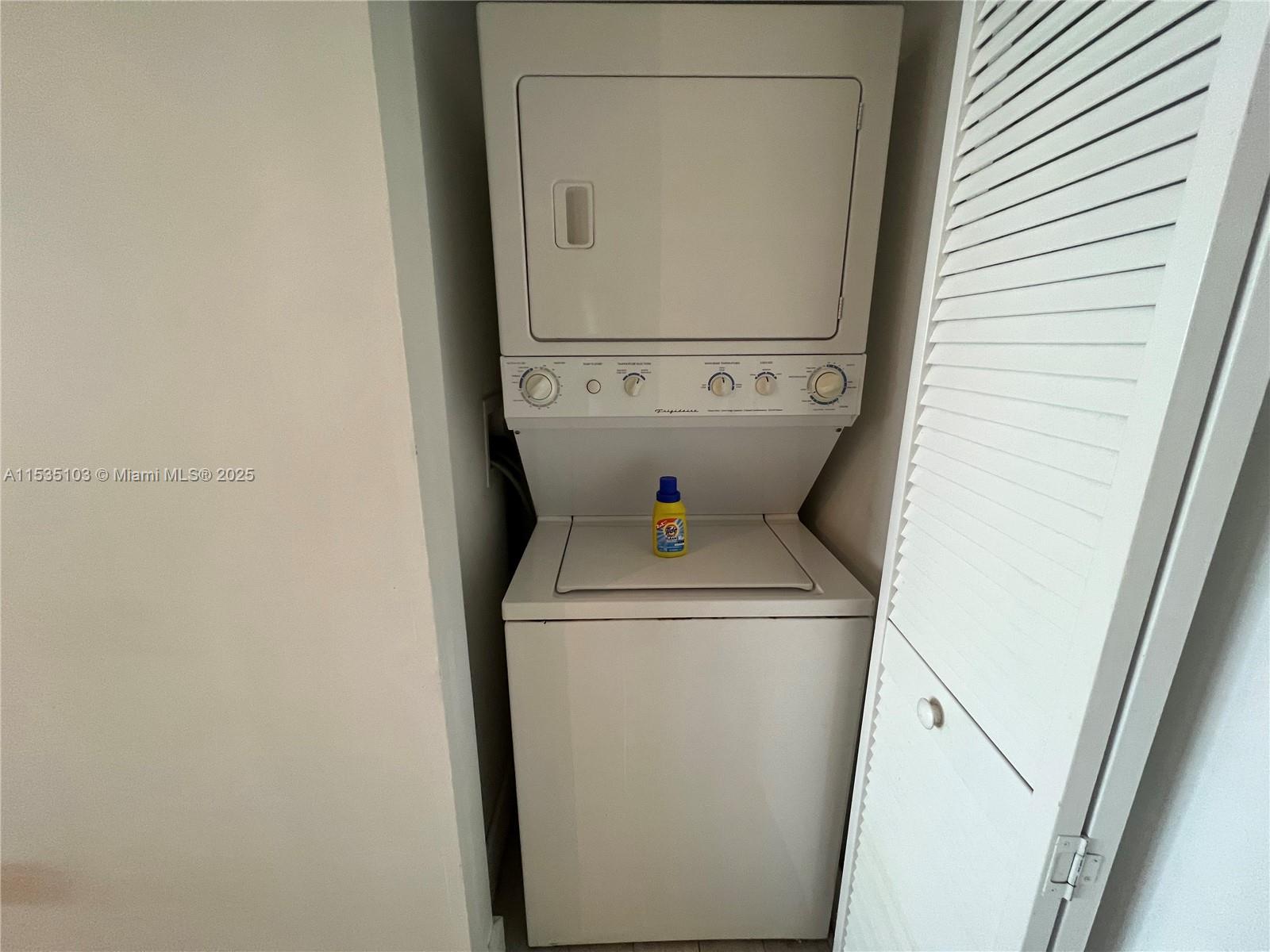 2600 E Hallandale Beach Blvd T3107 Property Photo 32