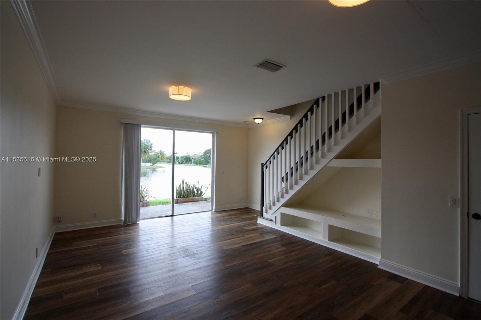 3728 San Simeon Cir - Property Photo 3