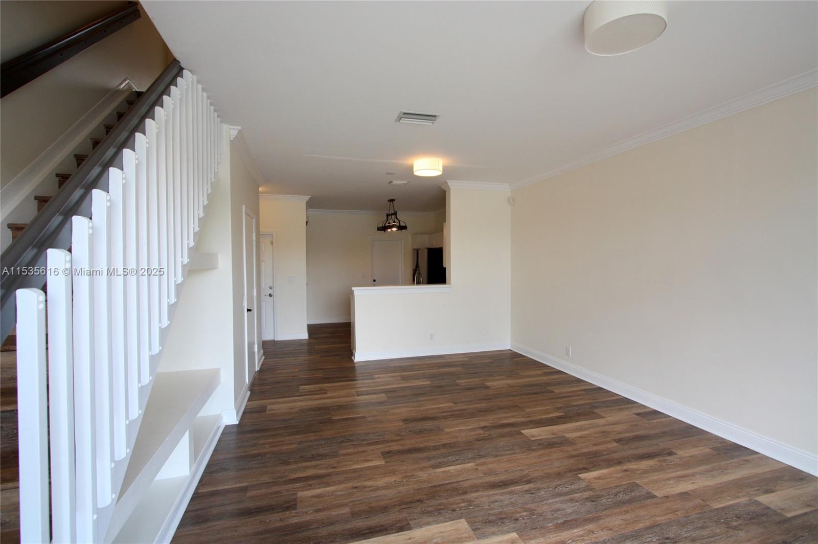 3728 San Simeon Cir - Property Photo 5