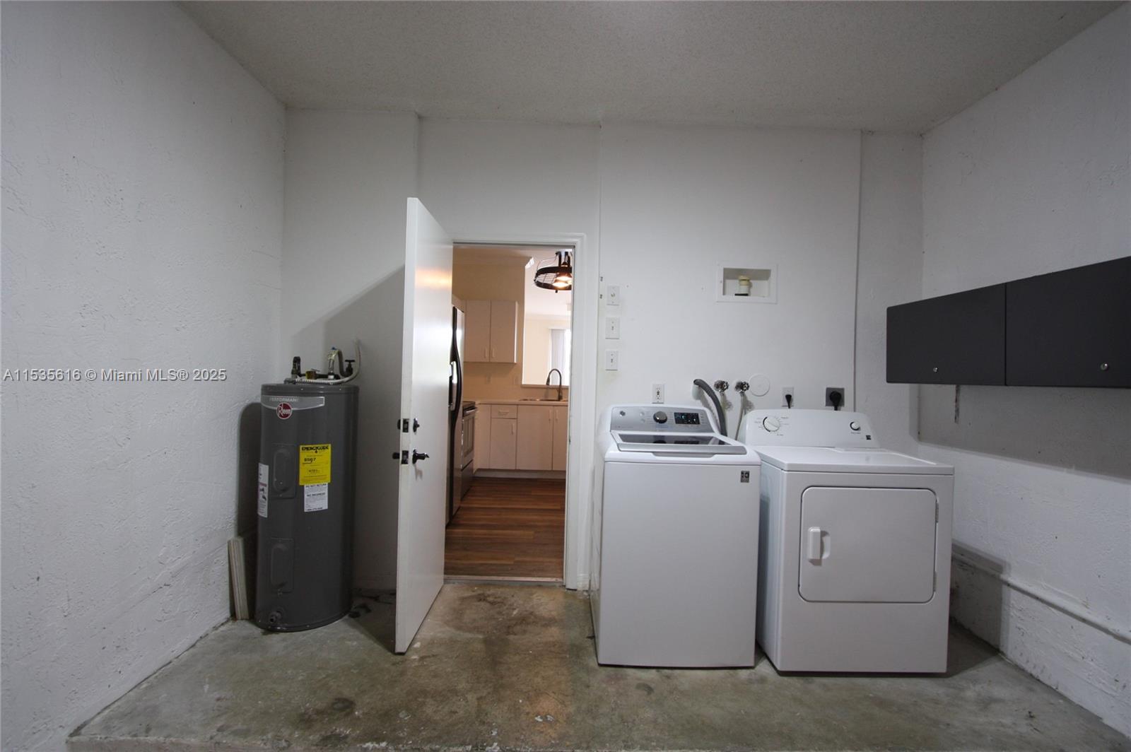 3728 San Simeon Cir - Property Photo 7