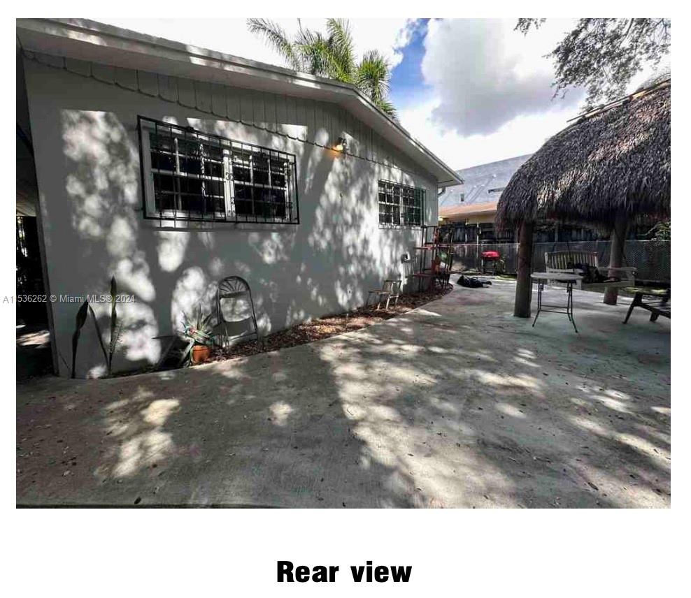 A11536262 Property Photo 2