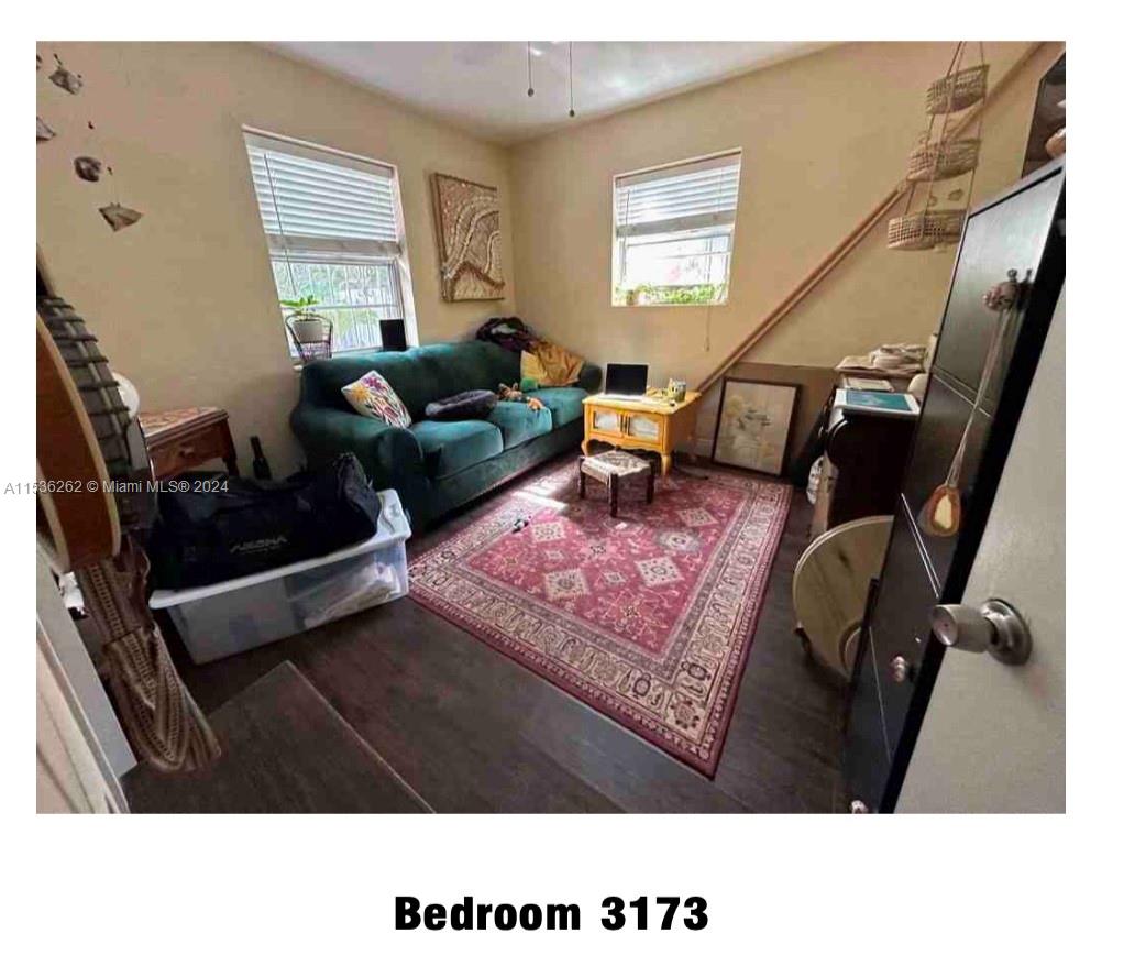 A11536262 Property Photo 11