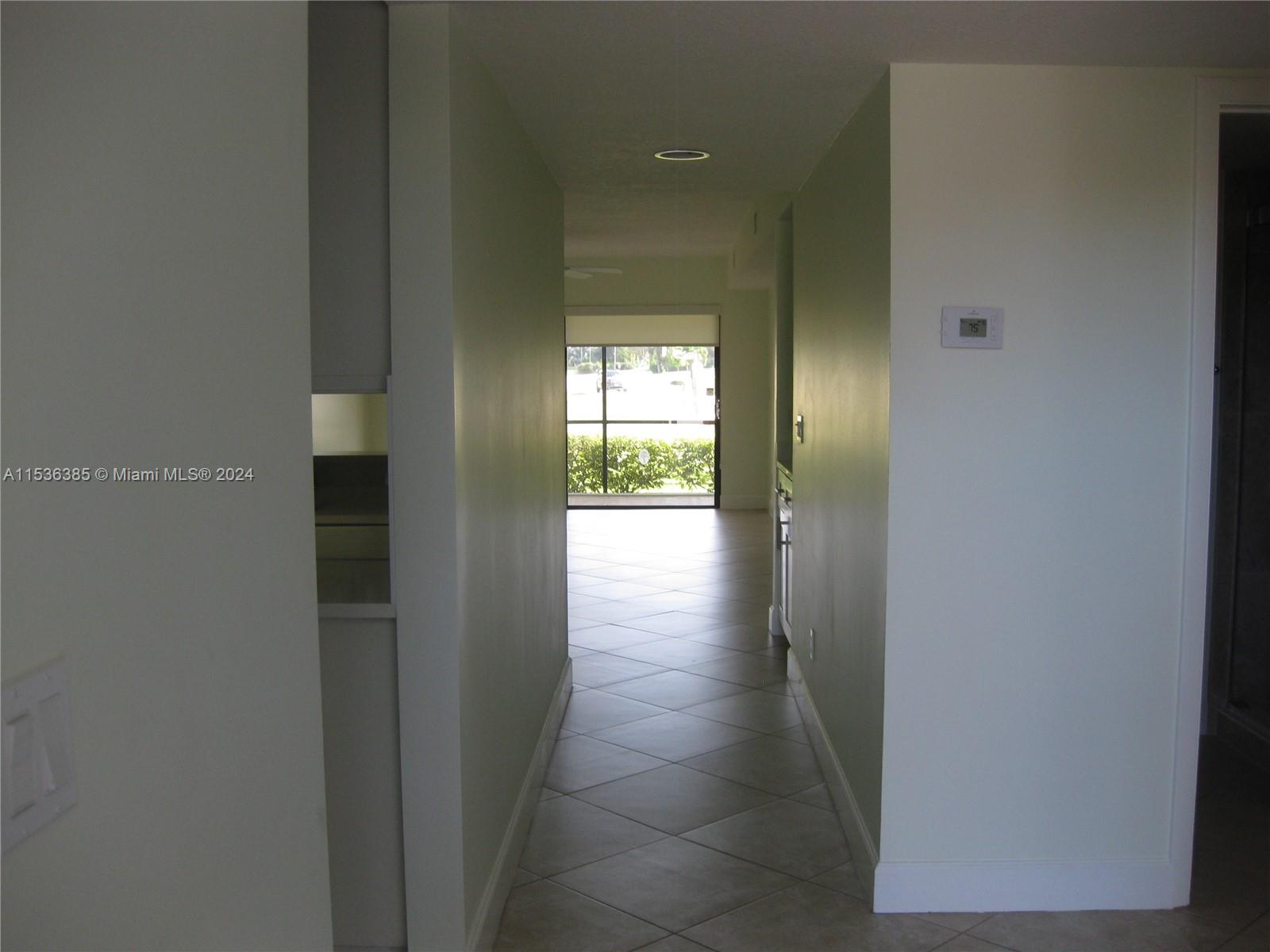 1501 Pinecrest Cir F Property Photo 2