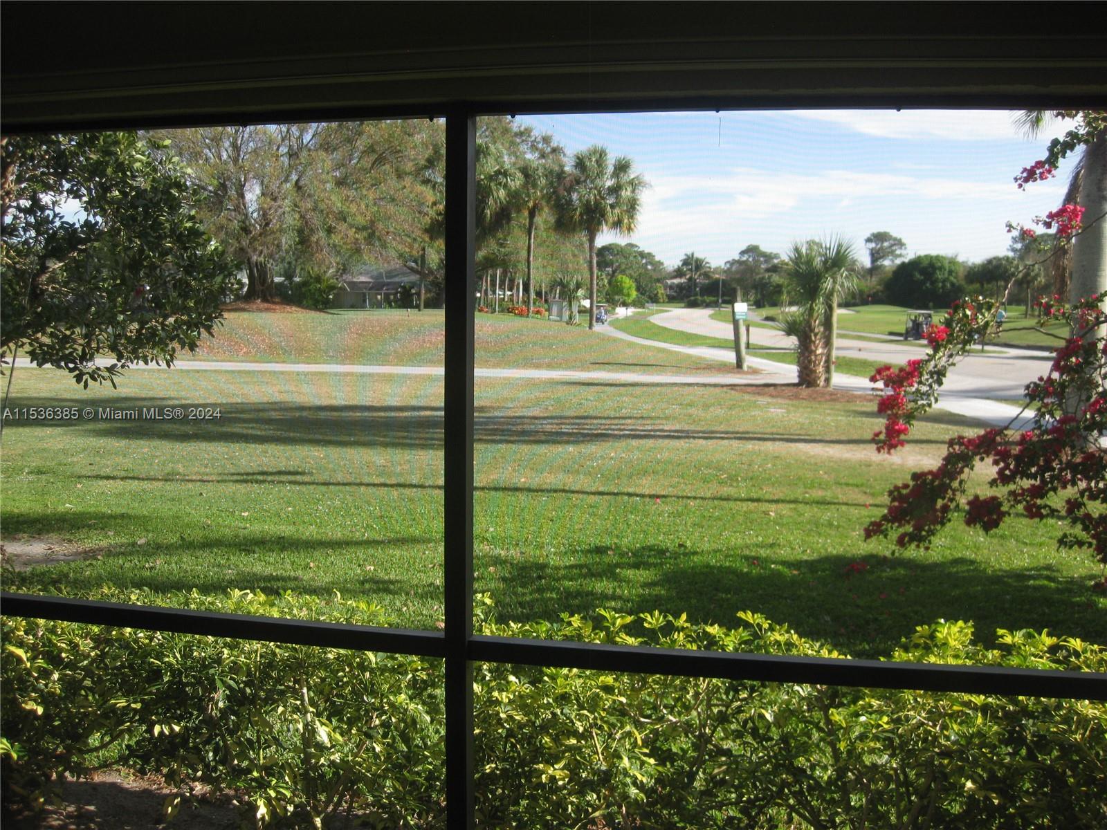1501 Pinecrest Cir F Property Photo 27