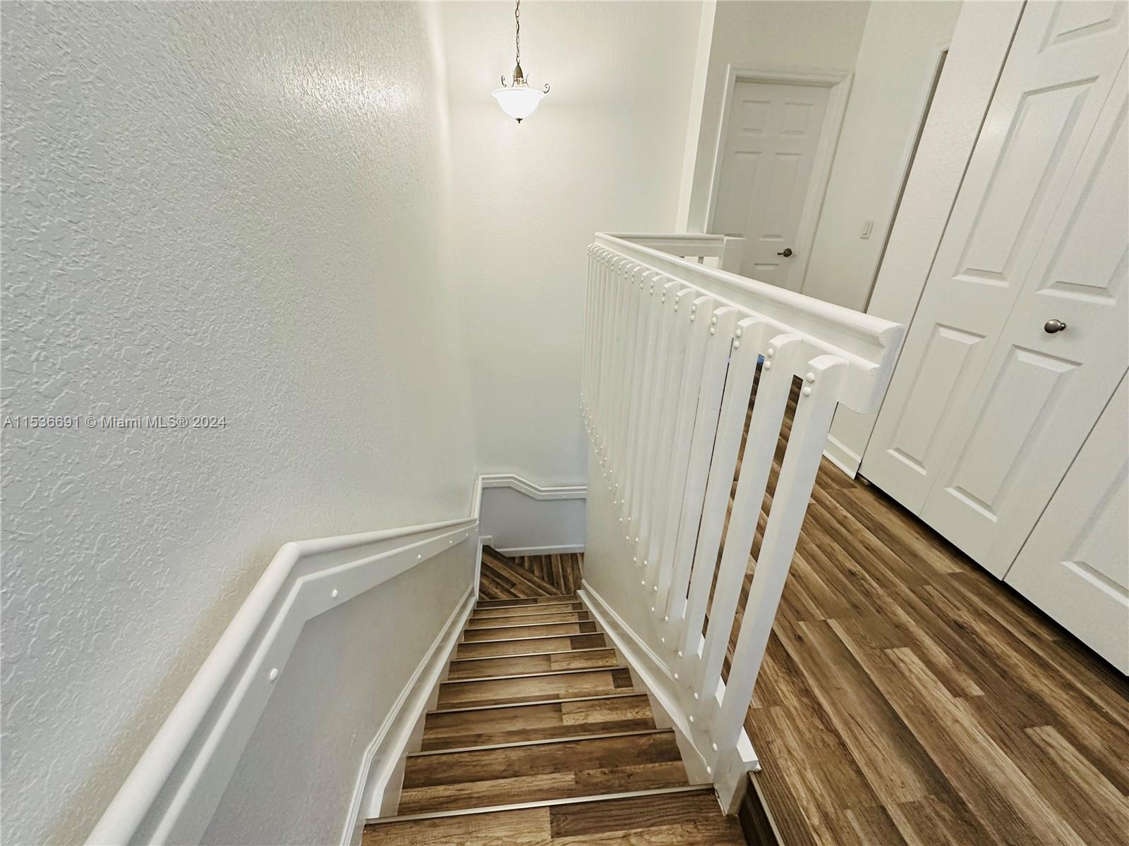 8774 Nw 112th Pl Property Photo 14
