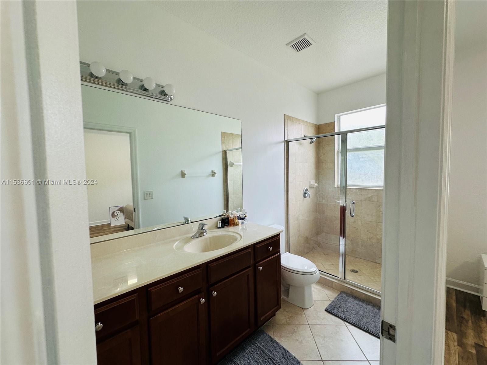 8774 Nw 112th Pl Property Photo 22