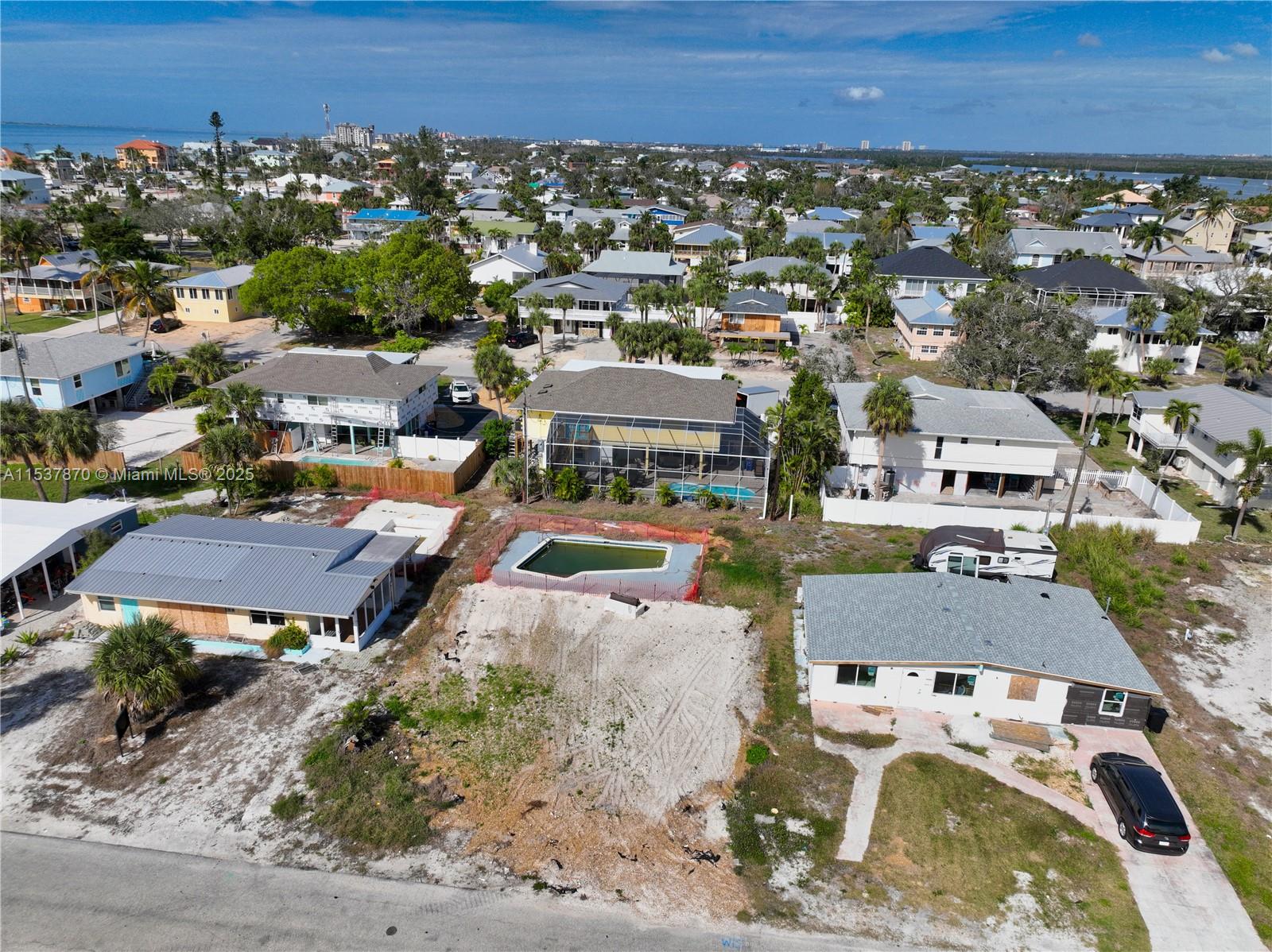 161 Hibiscus Dr Property Photo 4
