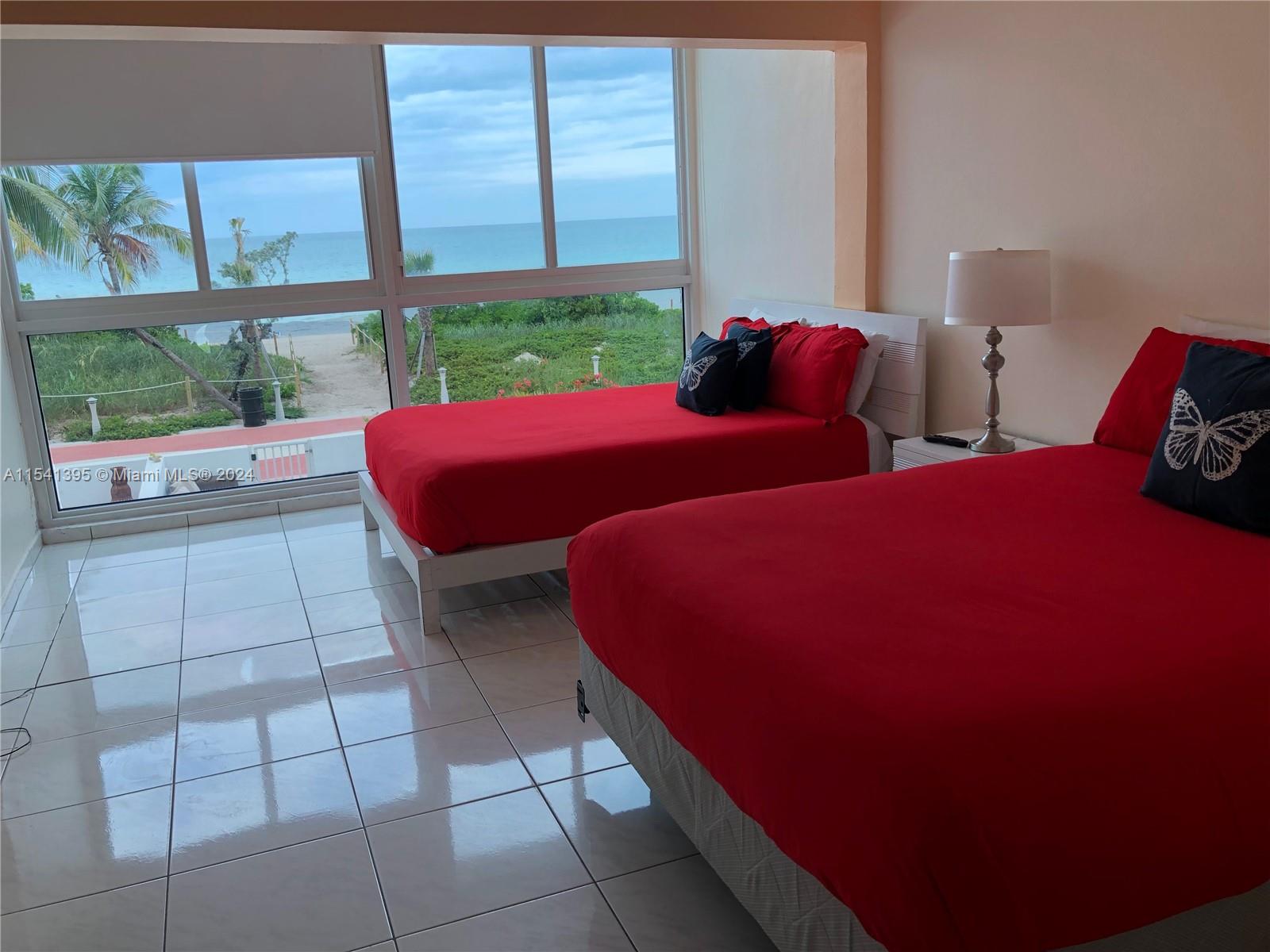 A11541395 Property Photo 2