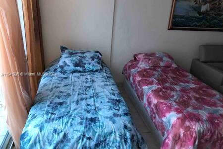 A11541395 Property Photo 12