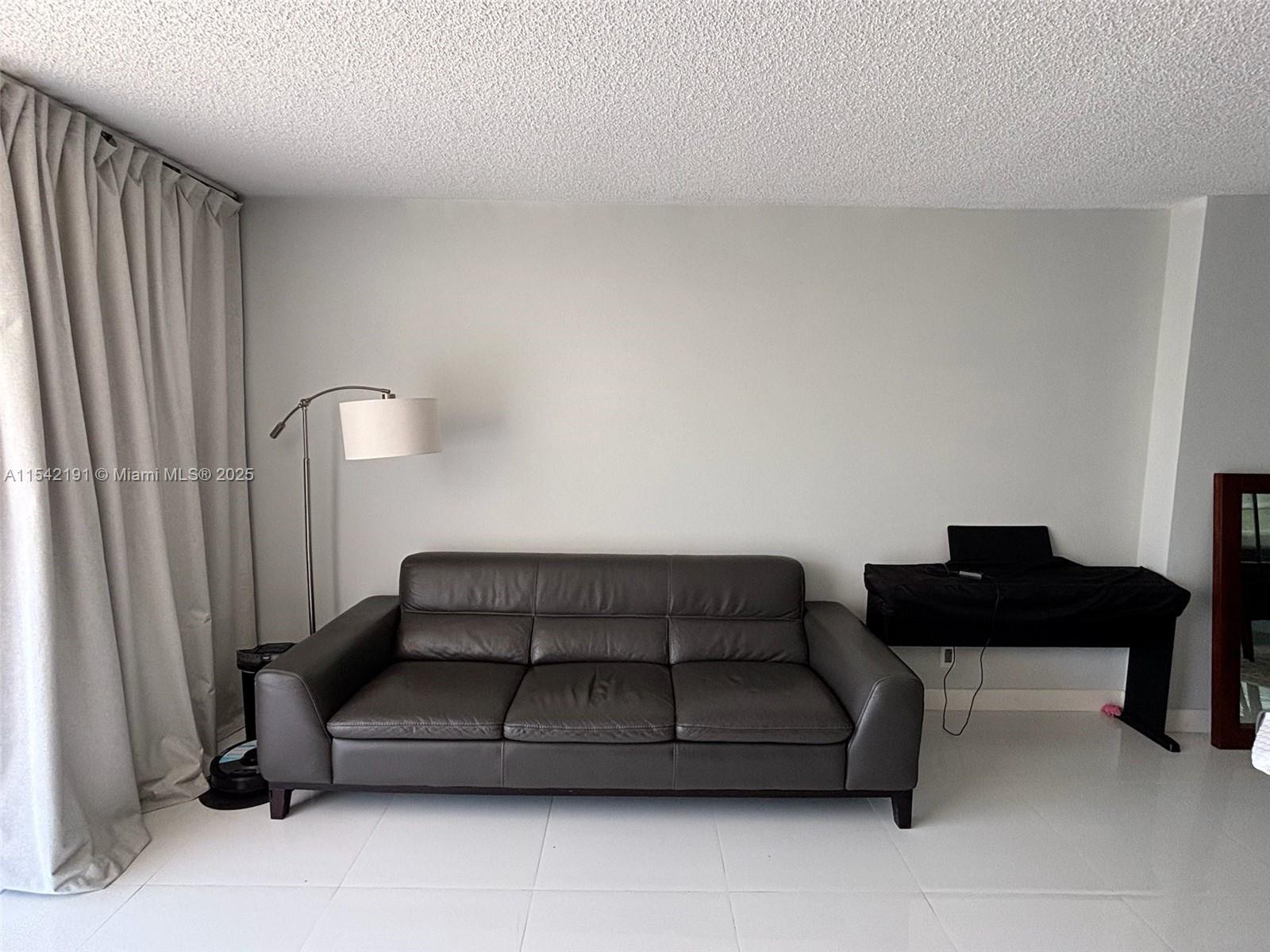 1865 S Ocean Dr 4f Property Photo 11
