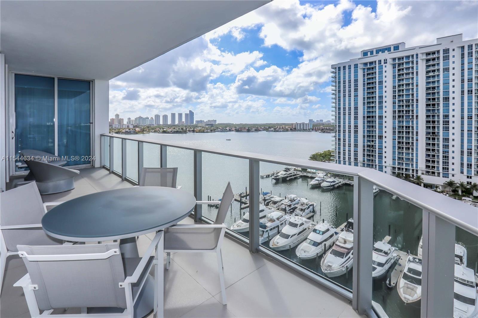 17301 Biscayne Blvd 1201 Property Photo 1