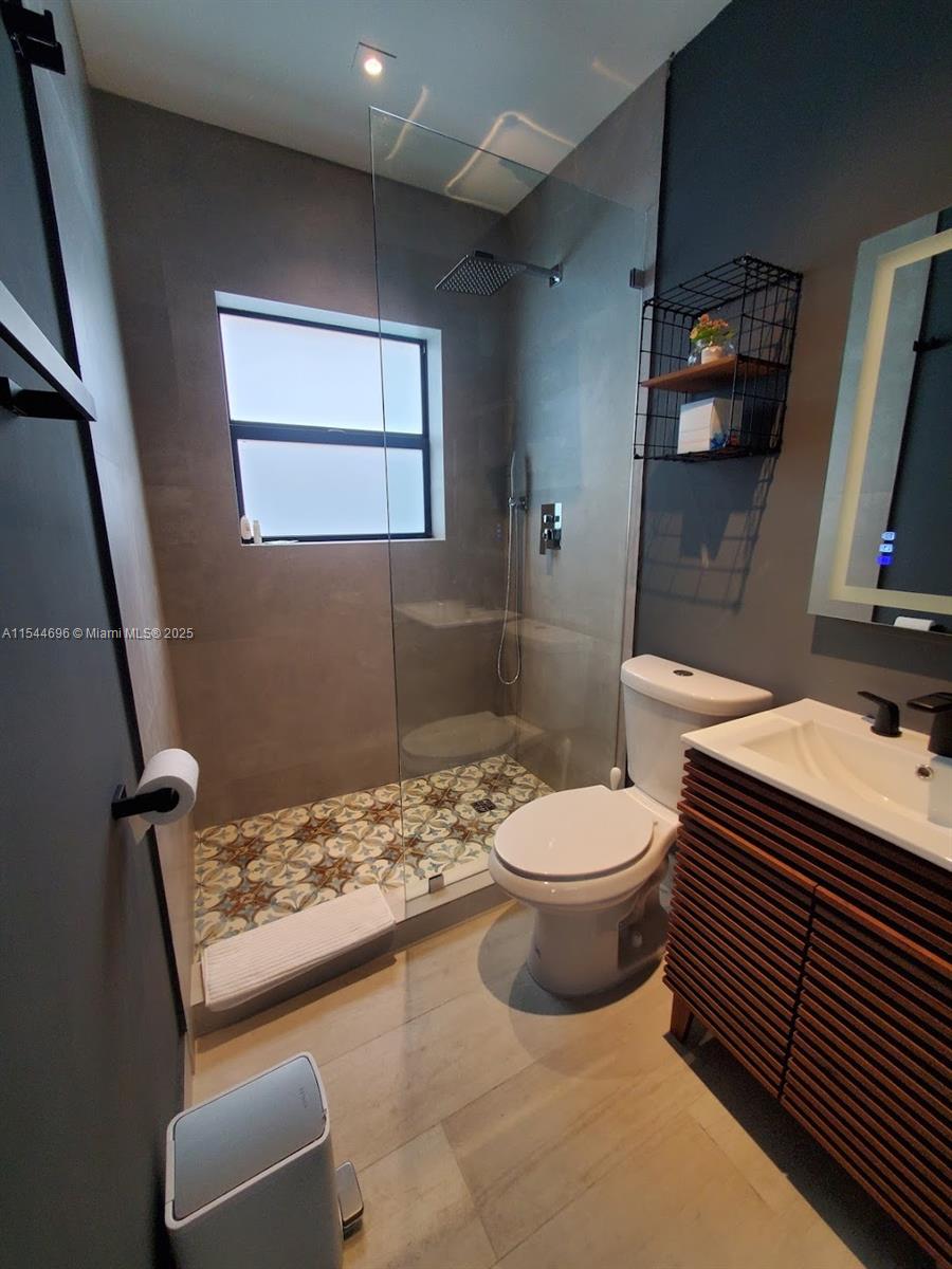740 Sw 9th St 2 Property Photo 18