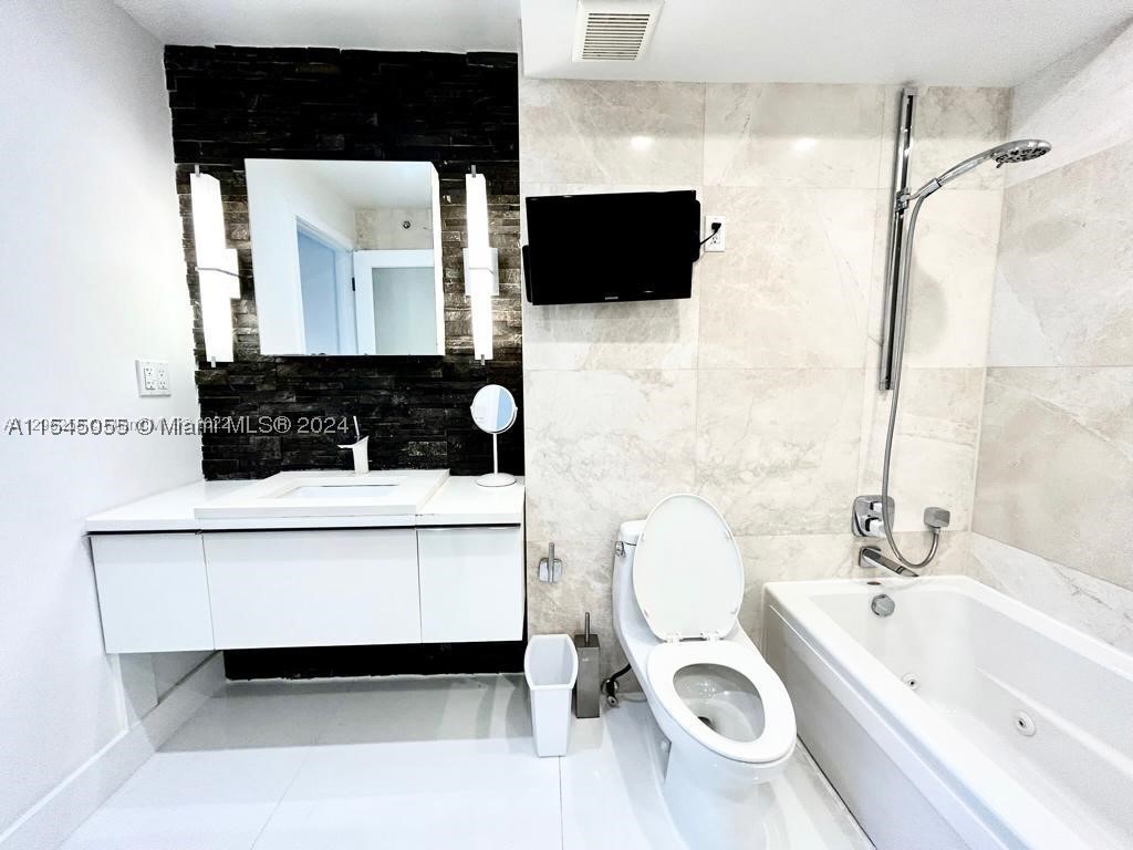 A11545055 Property Photo 13