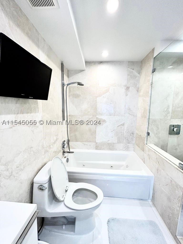 A11545055 Property Photo 14