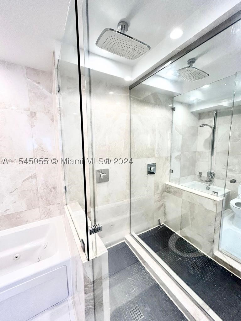 A11545055 Property Photo 18