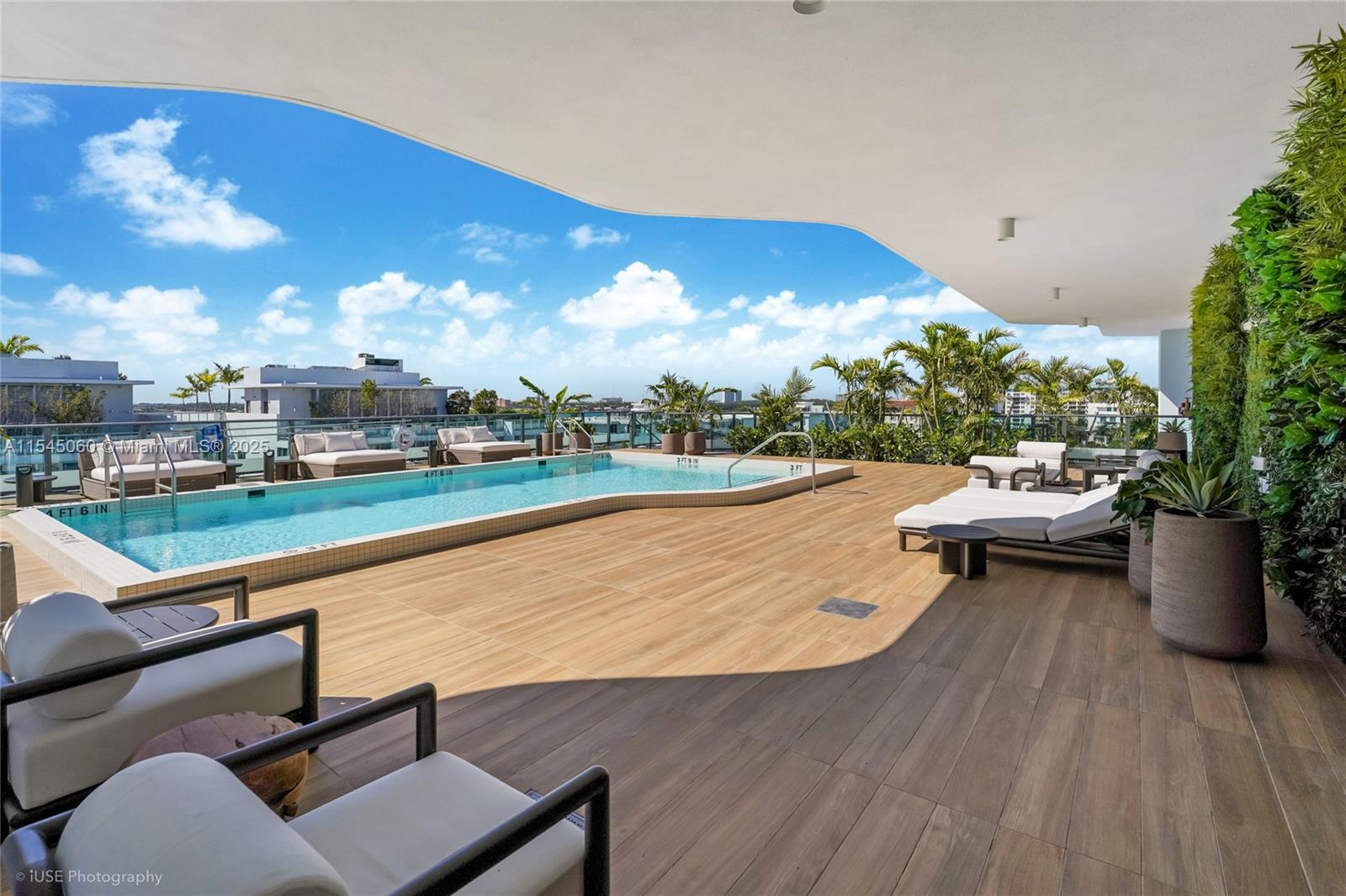 9901 W Bay Harbor Dr 303 Property Photo 33