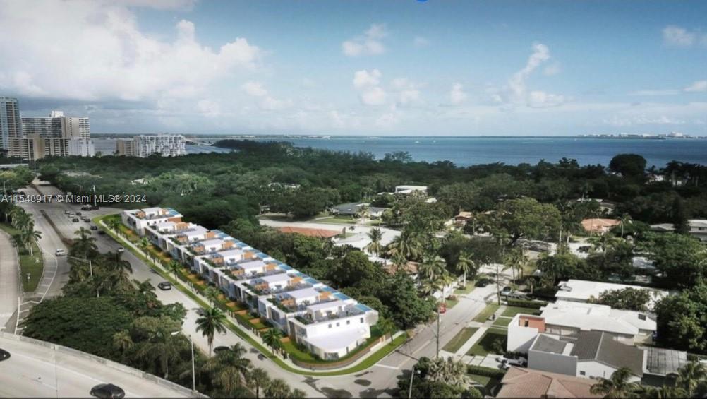 2900 S Miami Ave Property Photo 3