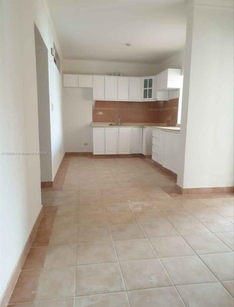 2 Av.barcelo 202 Property Photo 5