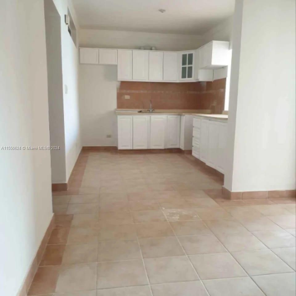 2 Av.barcelo 202 Property Photo 10