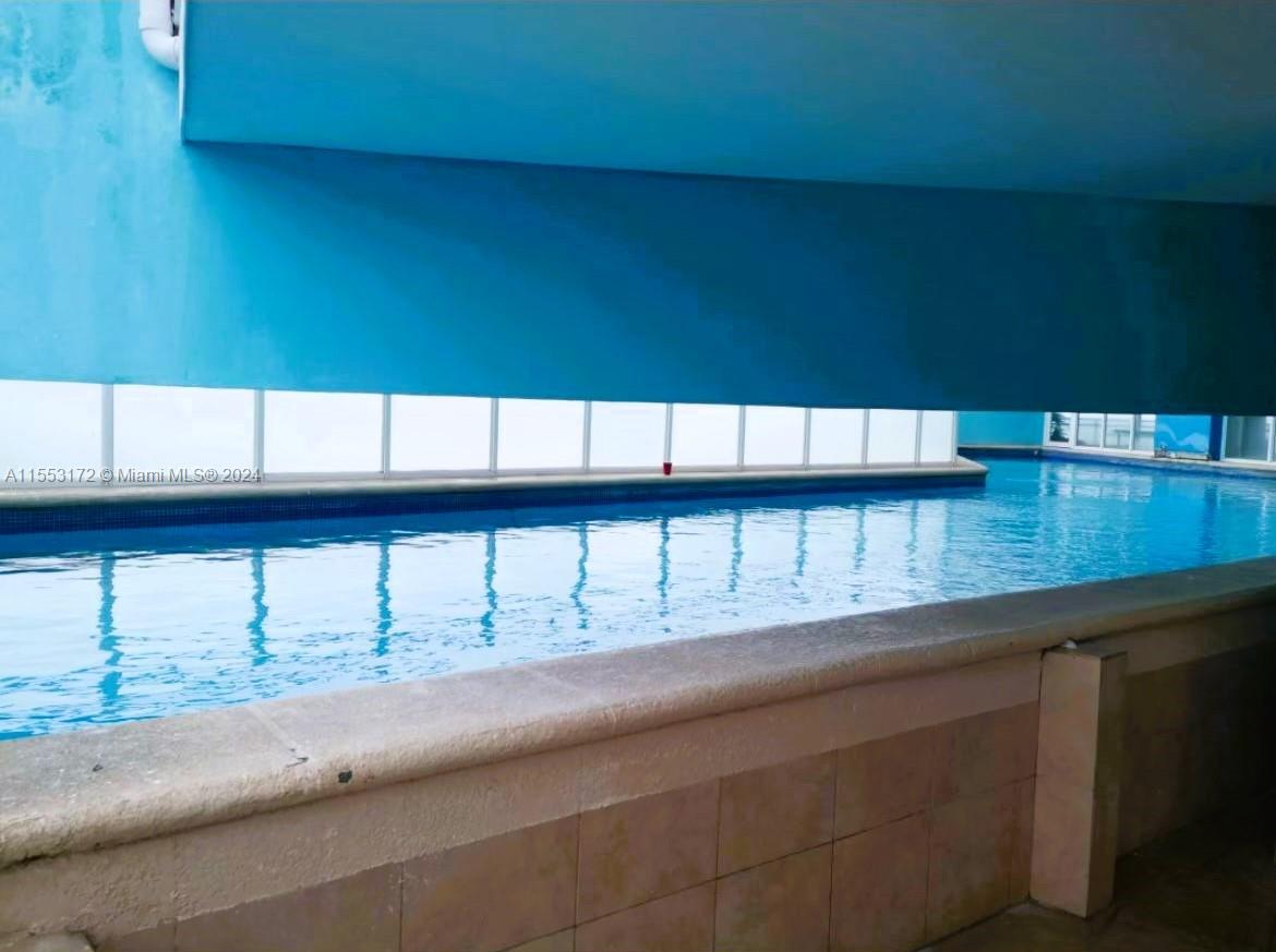 A11553172 Property Photo 10