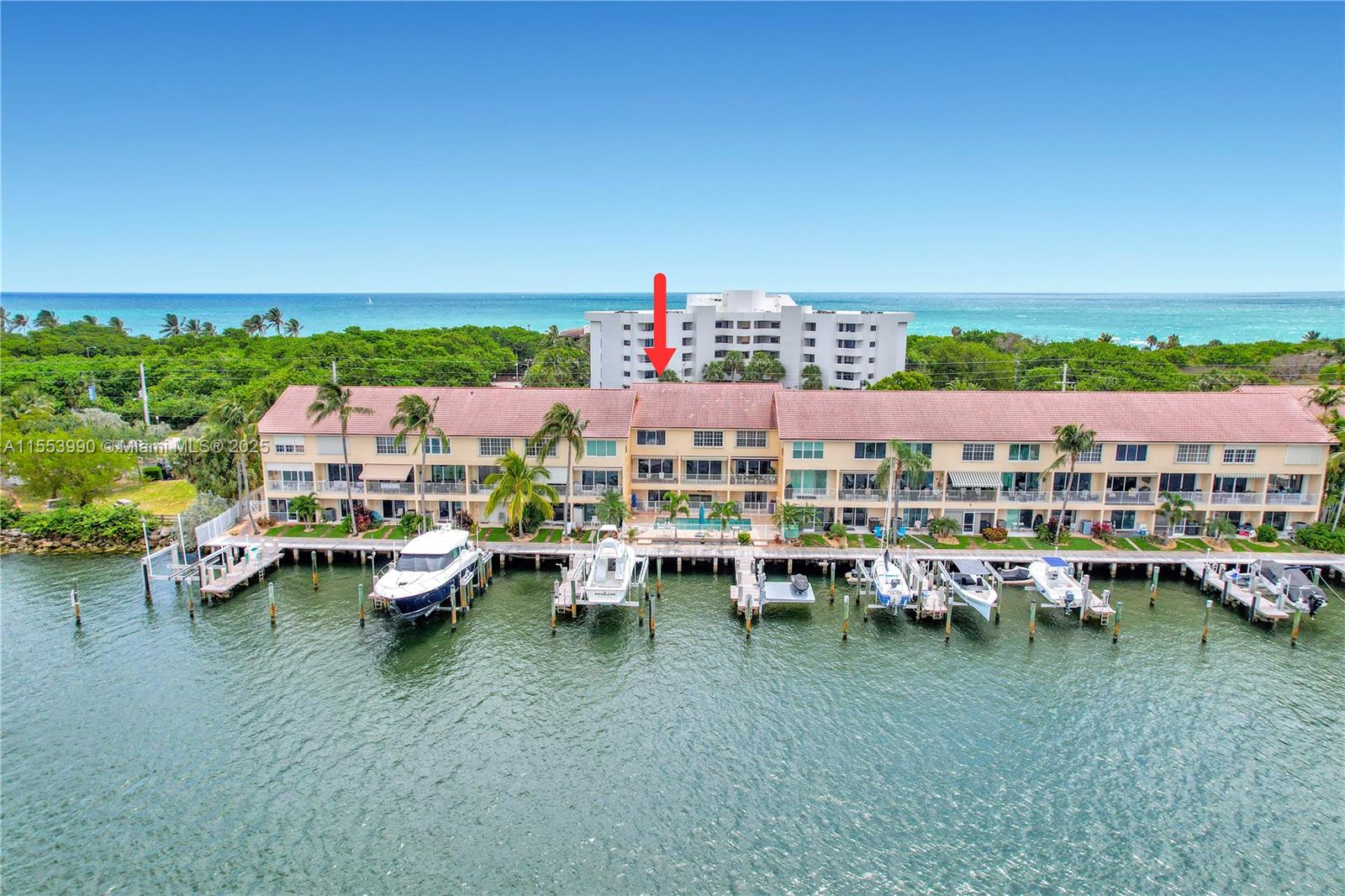 4234 N Ocean Dr Property Photo 1