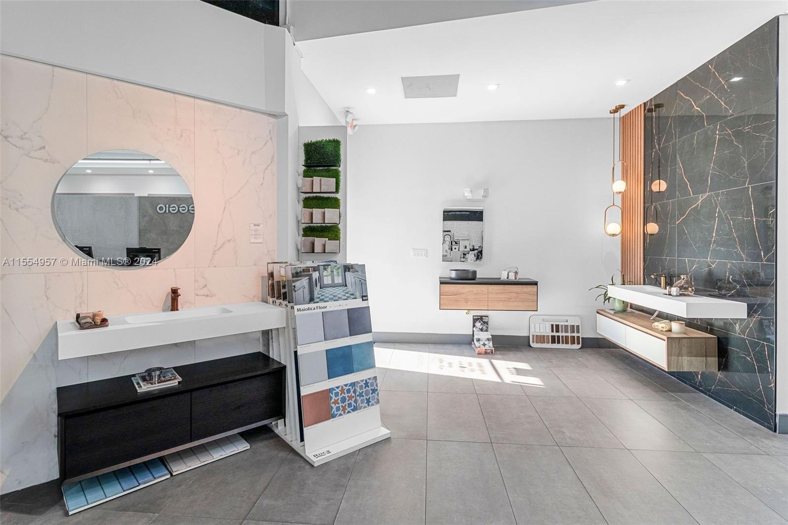 Bath Vanities/accessories And Flooring Property Photo 6