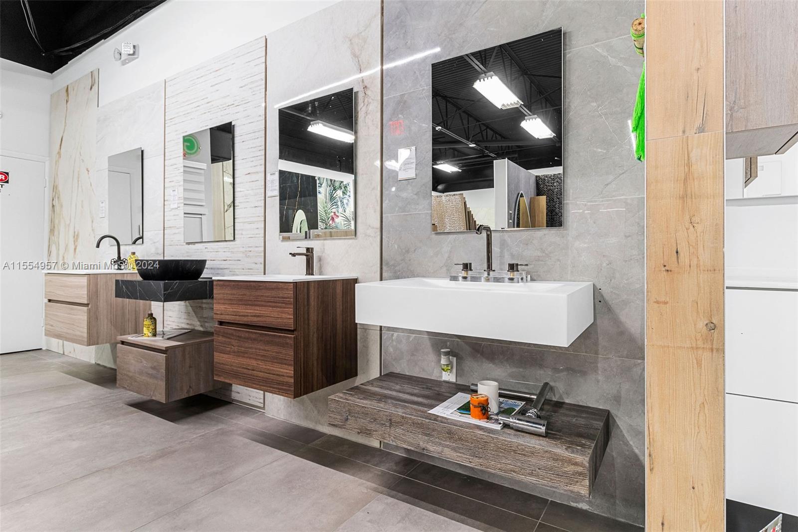 Bath Vanities/accessories And Flooring Property Photo 17