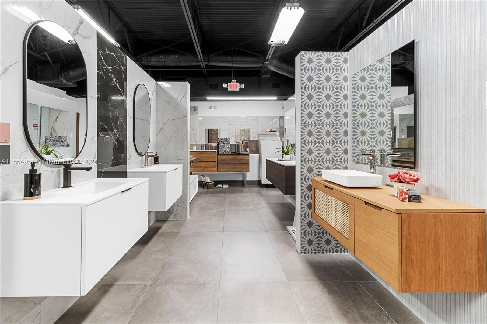 Bath Vanities/accessories And Flooring Property Photo 26