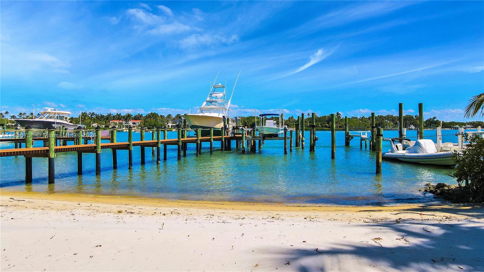 17581 Se Conch Bar Ave Property Photo 4
