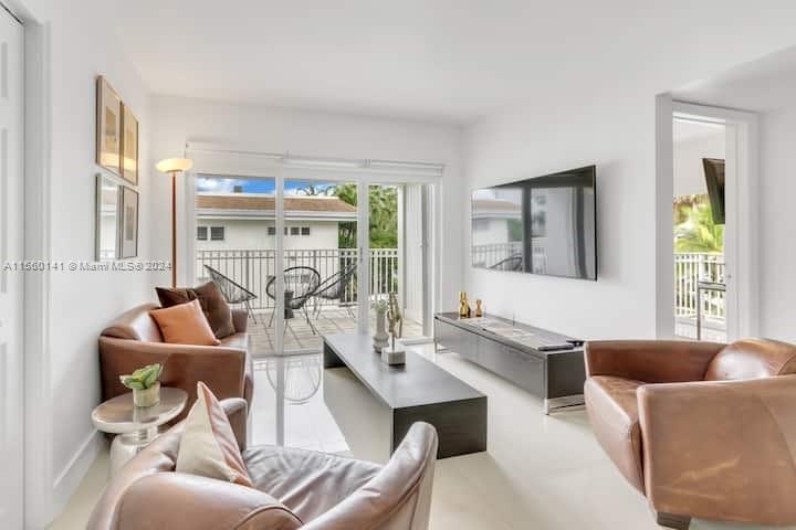 A11560141 Property Photo 1