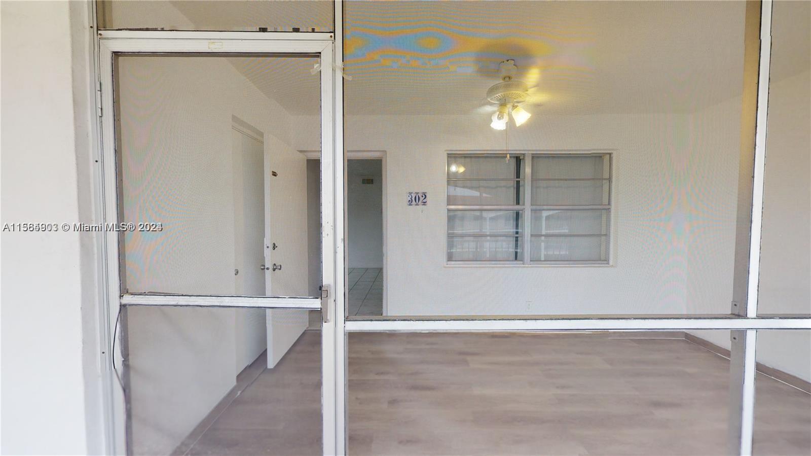 580 Egret Dr 302 Property Photo 15