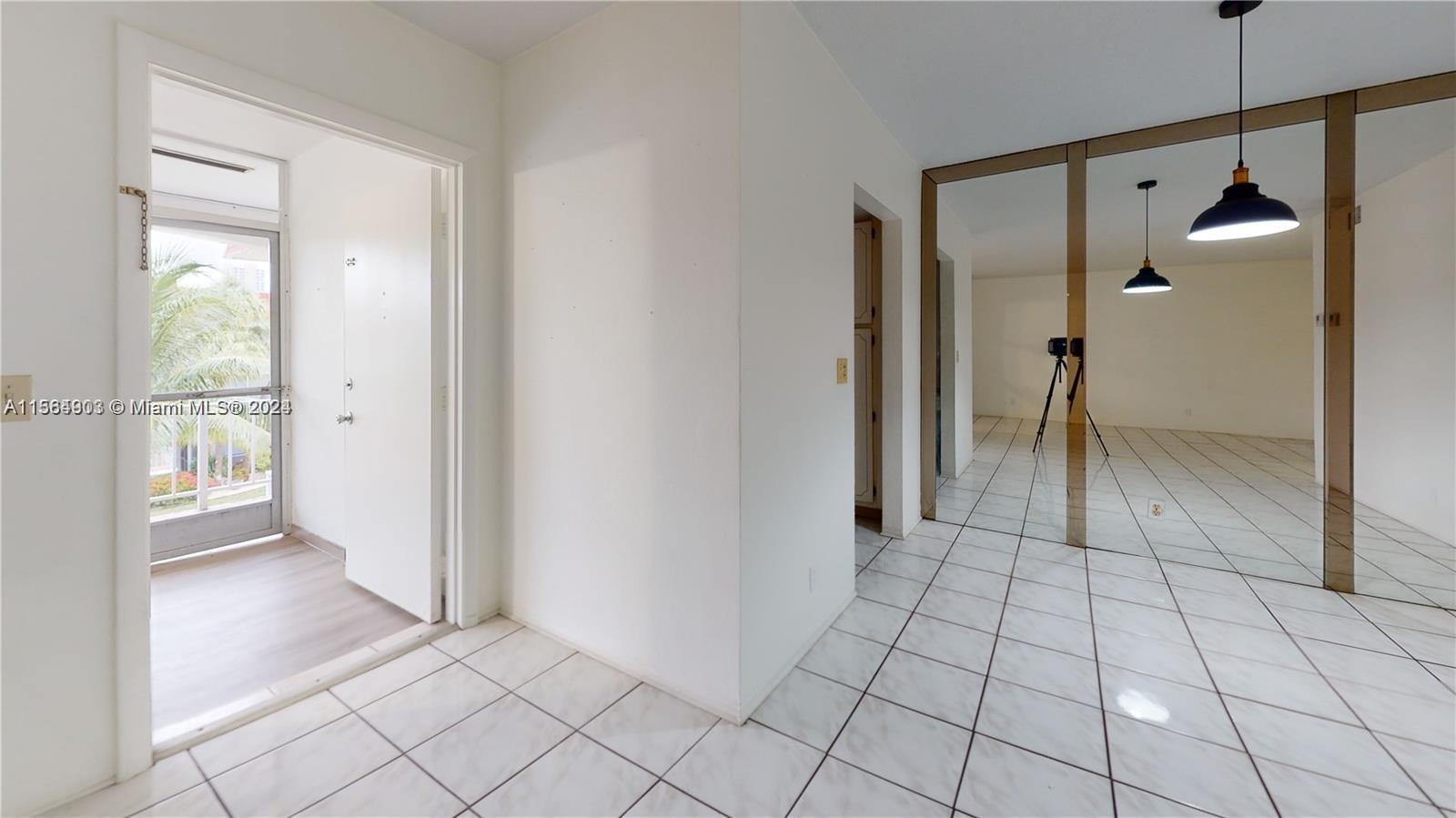 580 Egret Dr 302 Property Photo 17