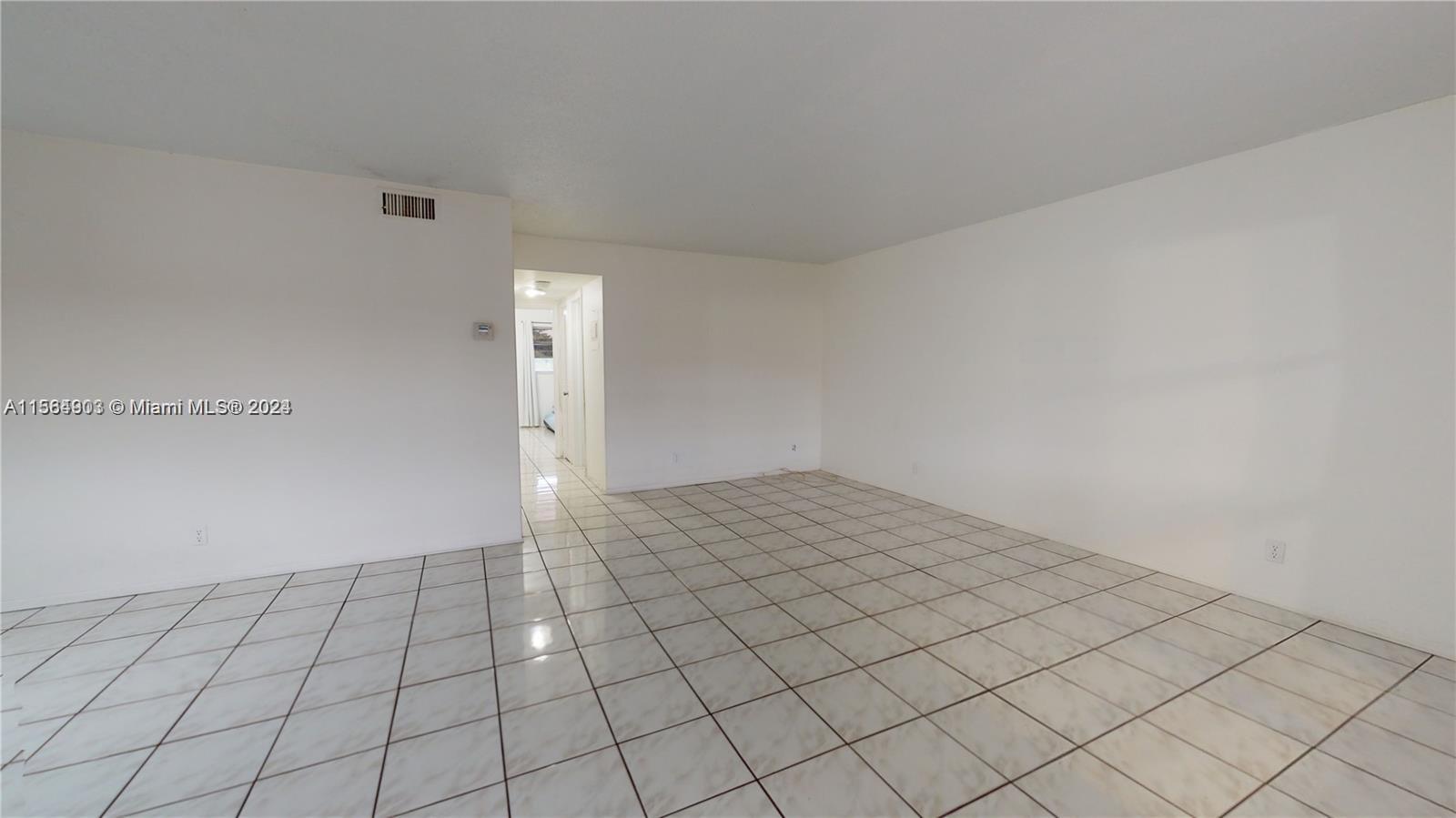 580 Egret Dr 302 Property Photo 19