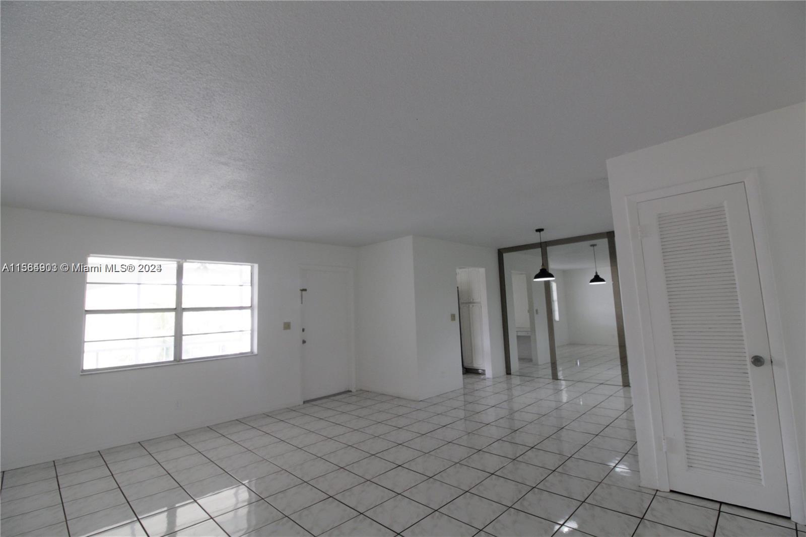 580 Egret Dr 302 Property Photo 26